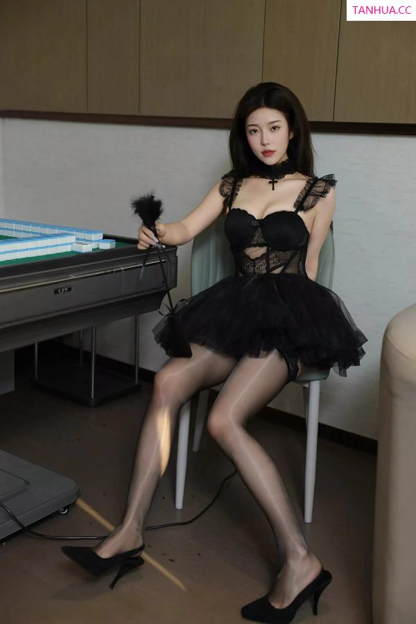   [XiuRen]高清写真图 2025.07.03 No.10503 林嘉馨 粉色兔女郎第27张图片
